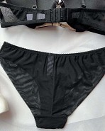 AnyConv.com__Красивая и качественная классика????Бюст на среднем пушап + бесшовные трусикиЦвета- чёрный, белыйР (2)