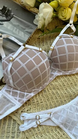 Комплект білизни 21033 Бренд Vlavaris з пуш ап (Біло-бежевий)