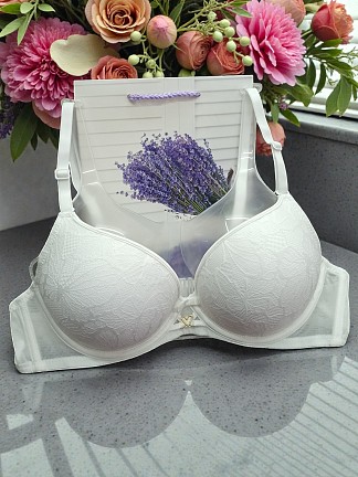 Бюстгальтер Weiyesi 8298 білий (Бірка 80В (реальний не повний 75В))