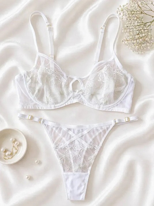 33038-bilyi-87350808414352